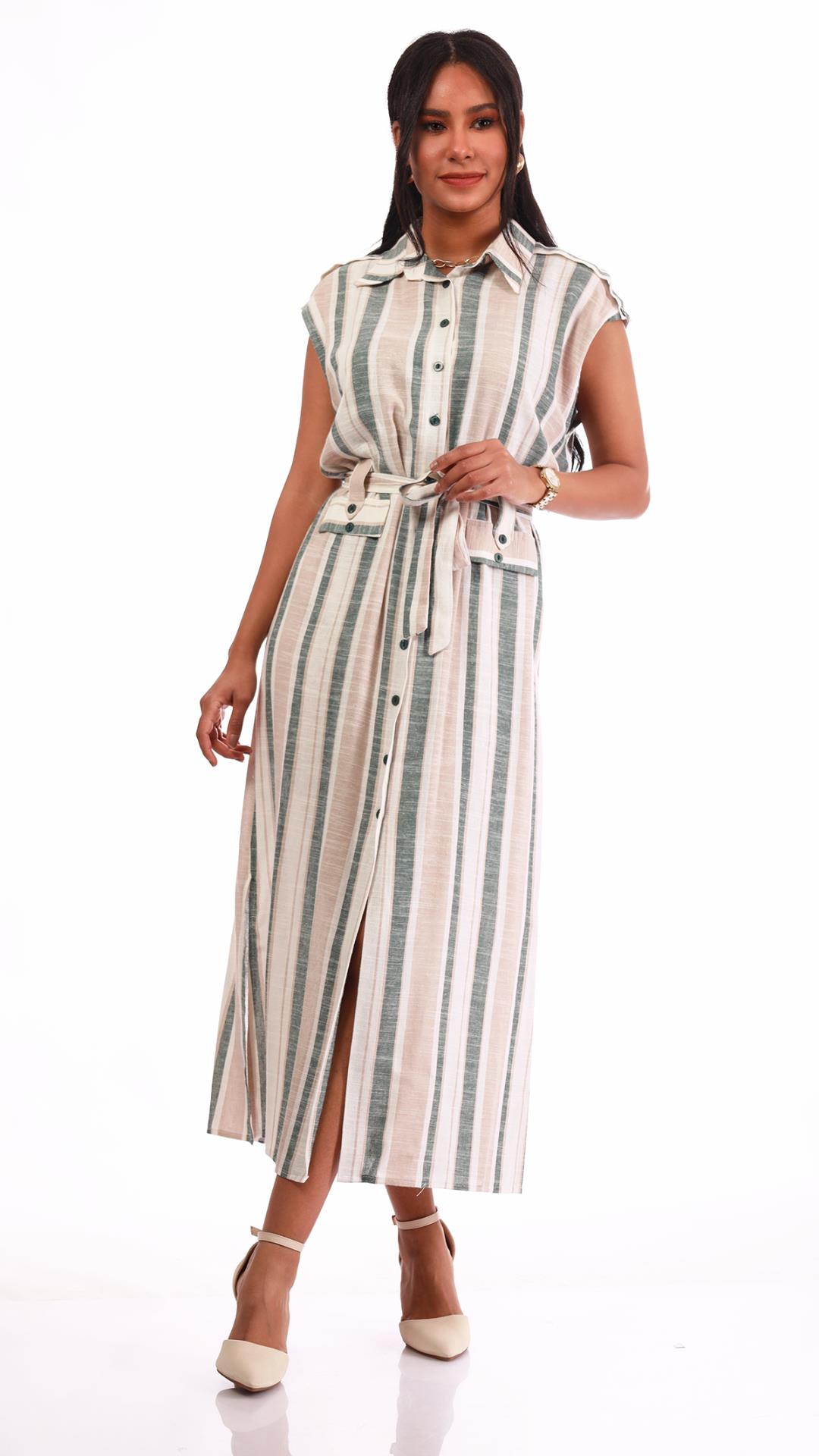 Striped dress along the length 