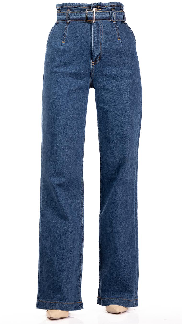 High waisted straight cut jeans with belt