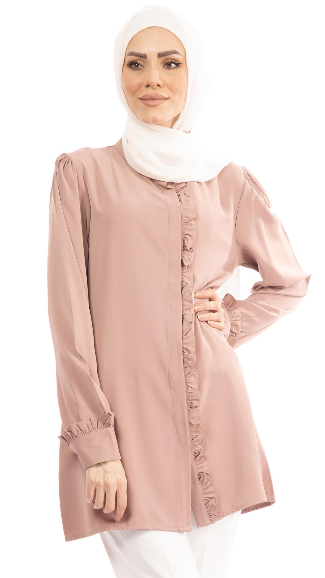 Long  shirt with a distinctive cut and concealed buttons
