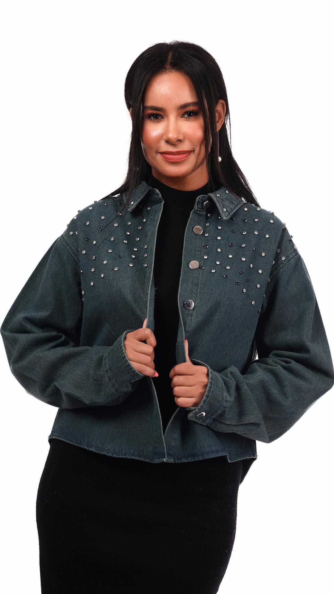 Jeans jacket with a strass on the front